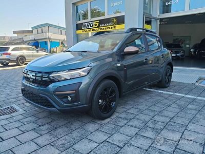 Verde Nuova 2025 Dacia Sandero Extreme Utilitaria | 17.900 € (Buon prezzo)