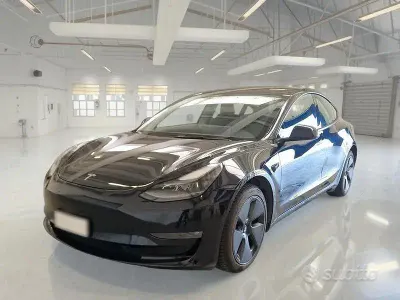 Usata Tesla Model 3 152 kW (208 CV) 2021 Nero Berlina