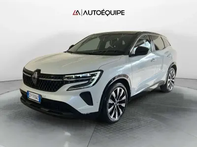 Usata Renault Austral Techno 199 CV (146 kW) 2023 Bianco SUV