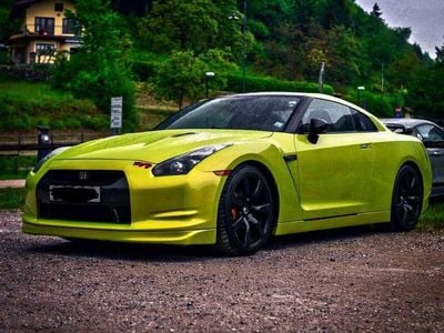 Nissan GT-R