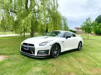 Usata Nissan GT-R GT 549 CV (403 kW) 2014 Bianco Coupé