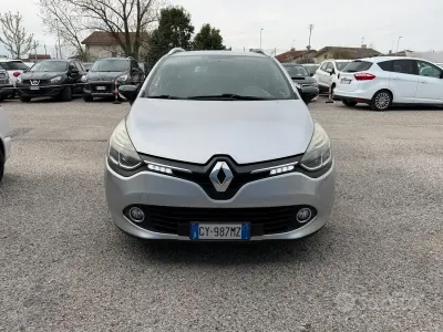 Usata Renault Clio GrandTour 90 CV (66 kW) 2016 Grigio Station wagon