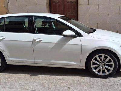 Usata VW Golf VII Executive 110 CV (80 kW) 2016 Bianco Berlina