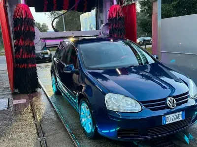 Usata VW Golf IV 105 CV (77 kW) 2006 Blu Berlina