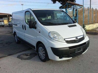 usata Opel Vivaro 2.0 CDTI 115CV FURGONE TETTO BASSO L1-H1