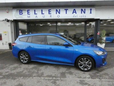 Usata Ford Focus ST-Line 125 CV (91 kW) 2023 Blu/azzurro Station wagon