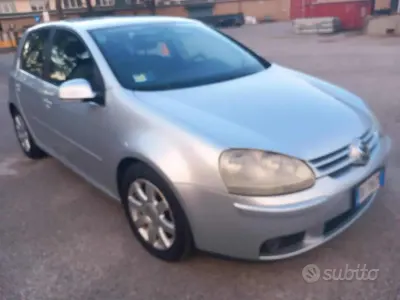 Usata VW Golf IV Comfortline 105 CV (77 kW) 2005 Grigio Berlina