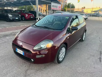 Usata Fiat Punto Evo Sport 95 CV (69 kW) 2012 Viola Utilitaria