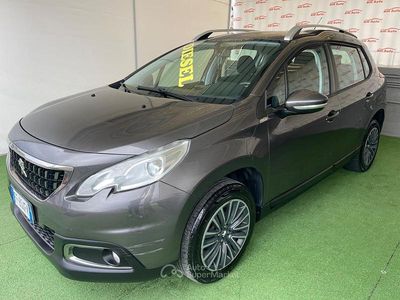 Usata Peugeot 2008 100 CV (73 kW) 2016 Grigio SUV