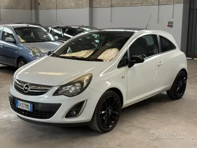 Usata Opel Corsa Sport 95 CV (69 kW) 2014 Bianco Utilitaria