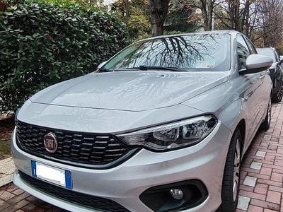 Usata Fiat Tipo 120 CV (88 kW) 2018 Grigio Station wagon