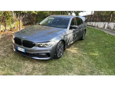 Usado BMW 520 Efficient Dynamics 190 HP (139 kW) 2017 Sedan