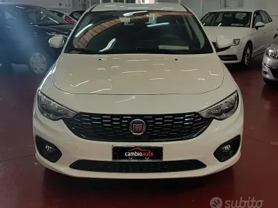 Usata Fiat Tipo Easy 95 CV (69 kW) 2016 Bianco Berlina