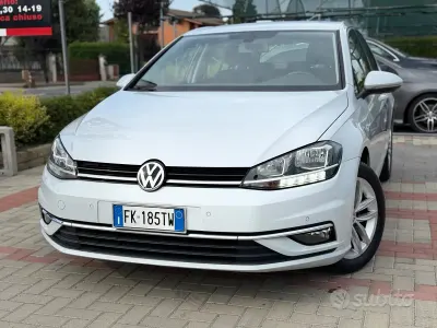 Usata VW Golf VII Sport 116 CV (85 kW) 2017 Bianco Berlina