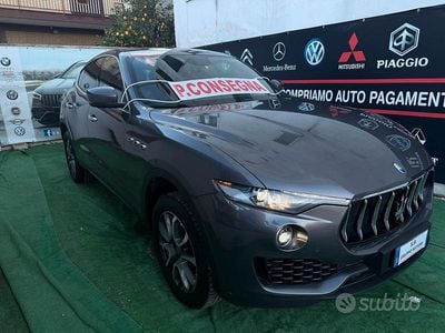 Usata Maserati Levante GranLusso 275 CV (202 kW) 2018 Grigio SUV