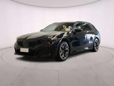 Usata BMW 520 M Sport 197 CV (144 kW) 2025 Carbon black Station wagon