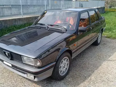 Usata Alfa Romeo Giulietta 170 CV (125 kW) 1984 Nero Berlina