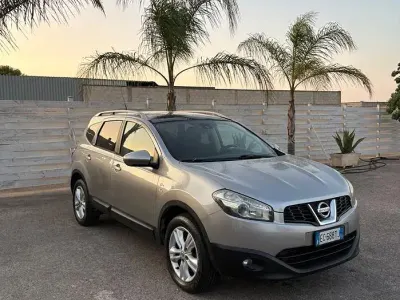 Usata Nissan Qashqai 150 CV (110 kW) 2010 Grigio SUV