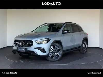 Nuova Mercedes GLA200 AMG line 150 CV (110 kW) 2026 Argento SUV