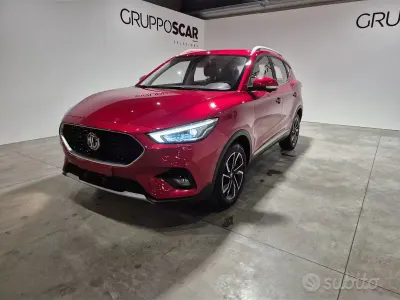 Usata MG ZS Luxury 106 CV (77 kW) 2024 Rosso SUV