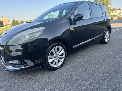 Usata Renault Scénic III Luxe 110 CV (80 kW) 2012 Other Monovolume