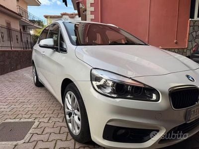 Usata BMW 216 Active Tourer Luxury Line 116 CV (85 kW) 2017 Bianco Monovolume