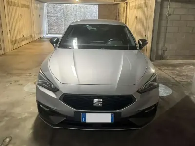 Usata Seat Leon FR 150 CV (110 kW) 2021 Grigio Berlina