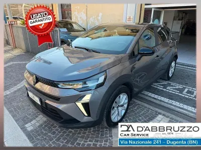 Usata Renault Captur Evolution 101 CV (74 kW) 2024 Grigio SUV
