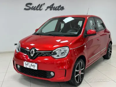 Usata Renault Twingo Intens 65 CV (47 kW) 2021 Rosso Utilitaria