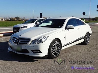 Usata Mercedes E220 Avantgarde 170 CV (125 kW) 2010 Bianco Coupé
