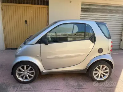 Usata Smart ForTwo Coupé Passion 61 CV (44 kW) 2005 Grigio Coupé