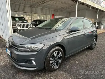 Begagnad VW Polo Comfortline 80 HK (58 kW) 2021 Grå Halvkombi