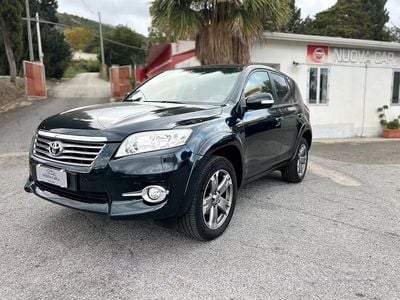 Usata Toyota RAV4 Executive 150 CV (110 kW) 2010 Nero SUV