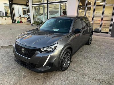 Usata Peugeot 2008 101 CV (74 kW) 2022 Grigio SUV
