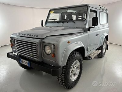 Usata Land Rover Defender S 122 CV (89 kW) 2007 Grigio Station wagon