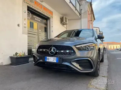 Usata Mercedes GLA180 AMG line 116 CV (85 kW) 2025 Grigio SUV