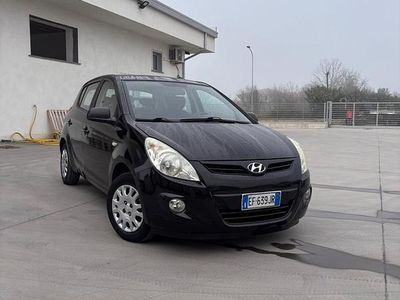 Usata Hyundai i20 77 CV (56 kW) 2010 Nero Utilitaria