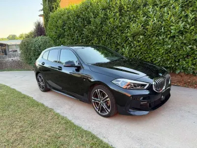 Usata BMW 118 Advantage 150 CV (110 kW) 2020 Nero Utilitaria