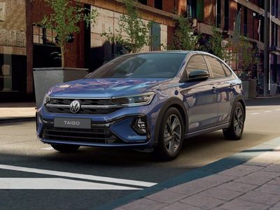 Usata VW Taigo R-line 110 CV (80 kW) 2024 Reef blue metallizzato nero SUV