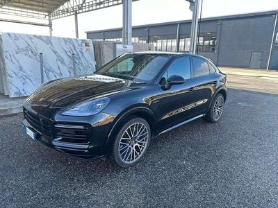 Nero Usata 2022 Porsche Cayenne Coupe Platinum Edition Coupé | 65.900 € (Super prezzo)