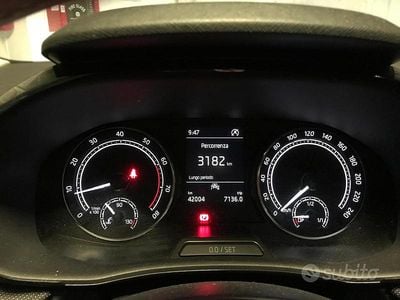 Usata Skoda Fabia 80 CV (58 kW) 2022 Grigio Utilitaria