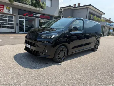 Usata Fiat Ulysse 130 kW (177 CV) 2025 Nero Monovolume