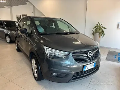 Usata Opel Crossland X Innovation 75 CV (55 kW) 2018 Grigio SUV