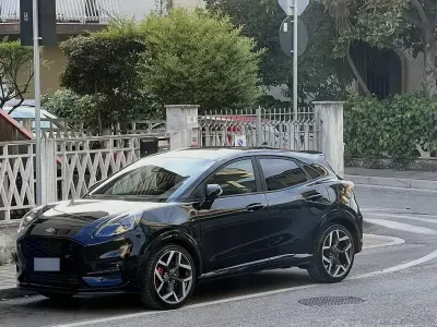 Usata Ford Puma ST200 200 CV (147 kW) 2023 Nero SUV