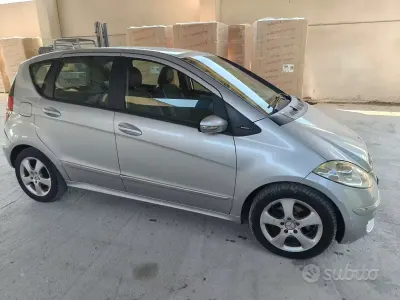 Usata Mercedes A180 109 CV (80 kW) 2007 Berlina