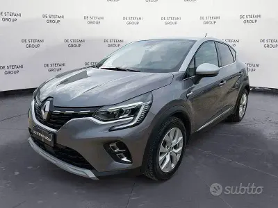 Occasion Renault Captur Intens 142 ch (104 kW) 2022 Gris SUV