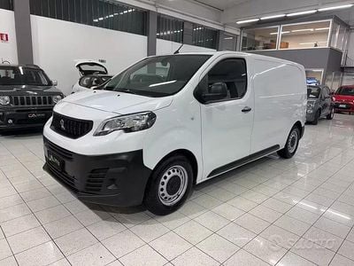 Usata Peugeot Expert Premium 120 CV (88 kW) 2023 Bianco Furgone