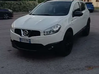 Usata Nissan Qashqai 360º 131 CV (96 kW) 2013 SUV