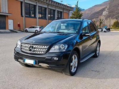 Usata Mercedes ML320 224 CV (164 kW) 2008 Nero SUV