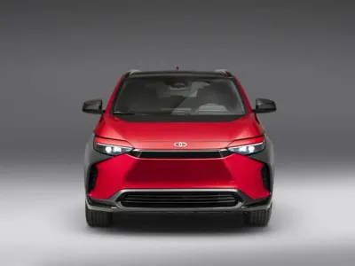 Nuova Toyota bZ4X Premium 135 kW (184 CV) 2025 Argento SUV